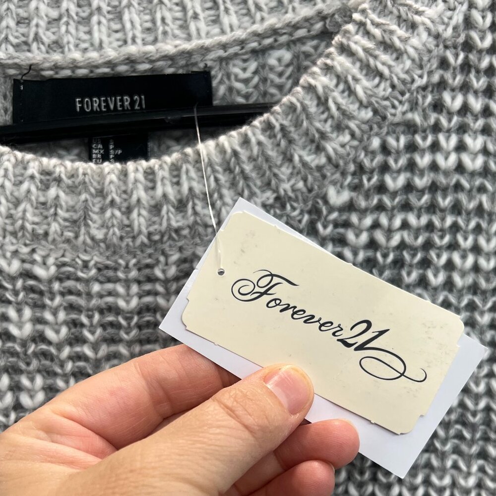 NWT Forever 21 Gray Women's Sweater Size Small - Picture 5 of 7